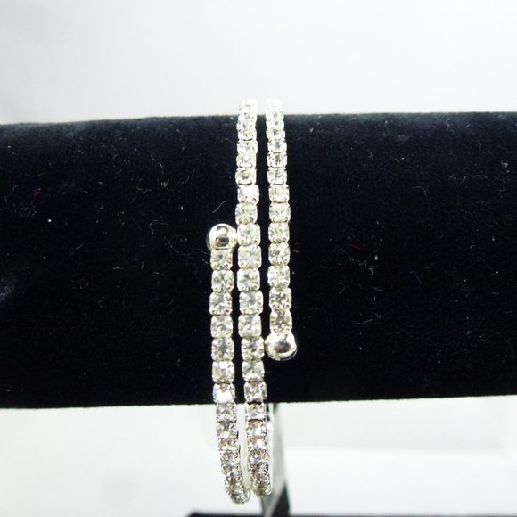 ALI KHAN RHINESTONE BRACELET - Picture 2 of 6